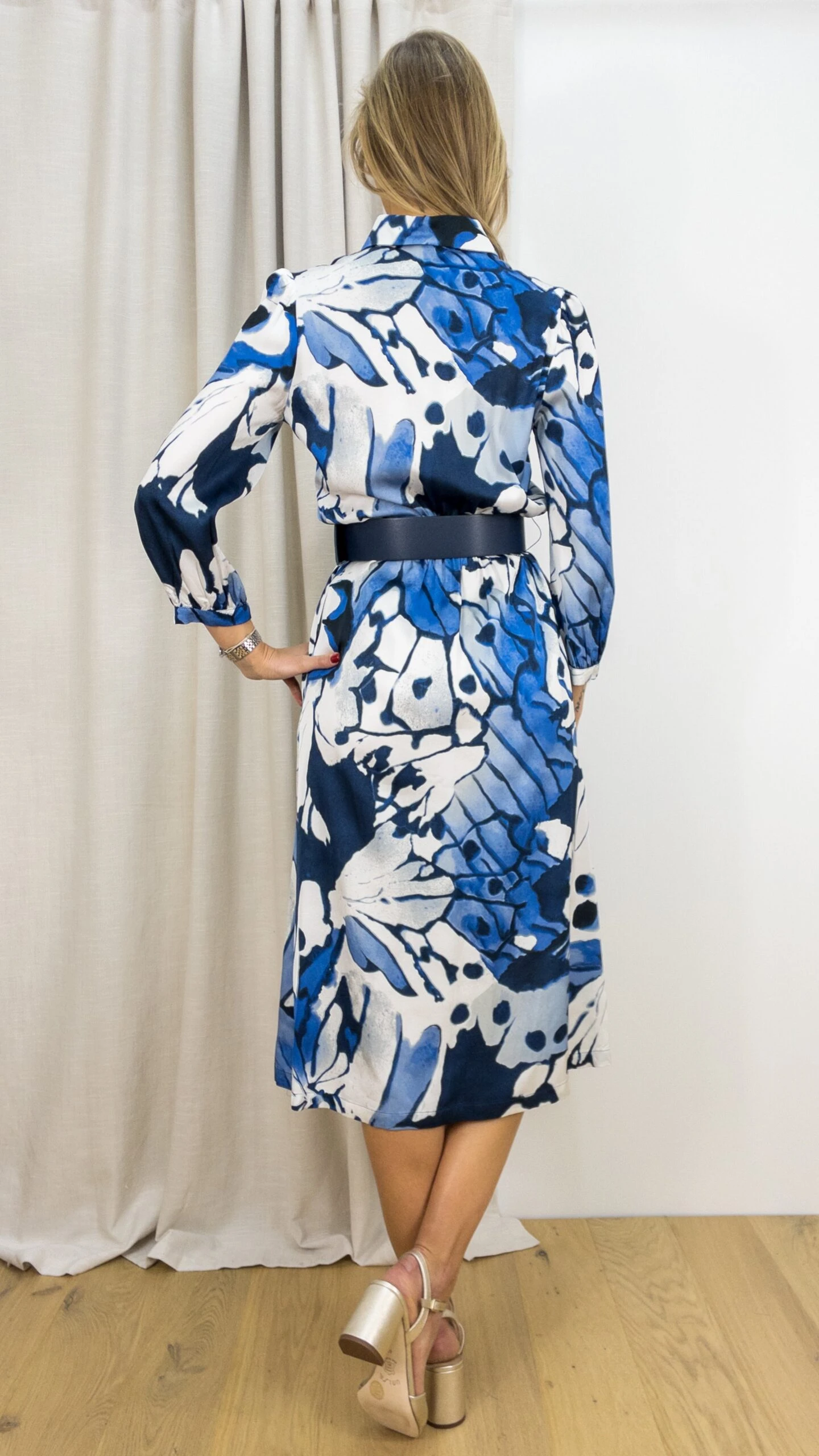 ROBE CAROLINE BISS 1120 6 ROBE CAROLINE BISS 1120 – Image 4