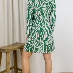 ROBE BA&SH THESEE 10 ROBE BA&SH THESEE -Modes Sylphide Soldes Magasin 014261 THESEE BASH VERT ECRU 4 scaled