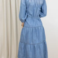 ROBE BA&SH WILLOW -Modes Sylphide Soldes Magasin 014263 WILLOW BASH LIGHTED BLUE 3 scaled