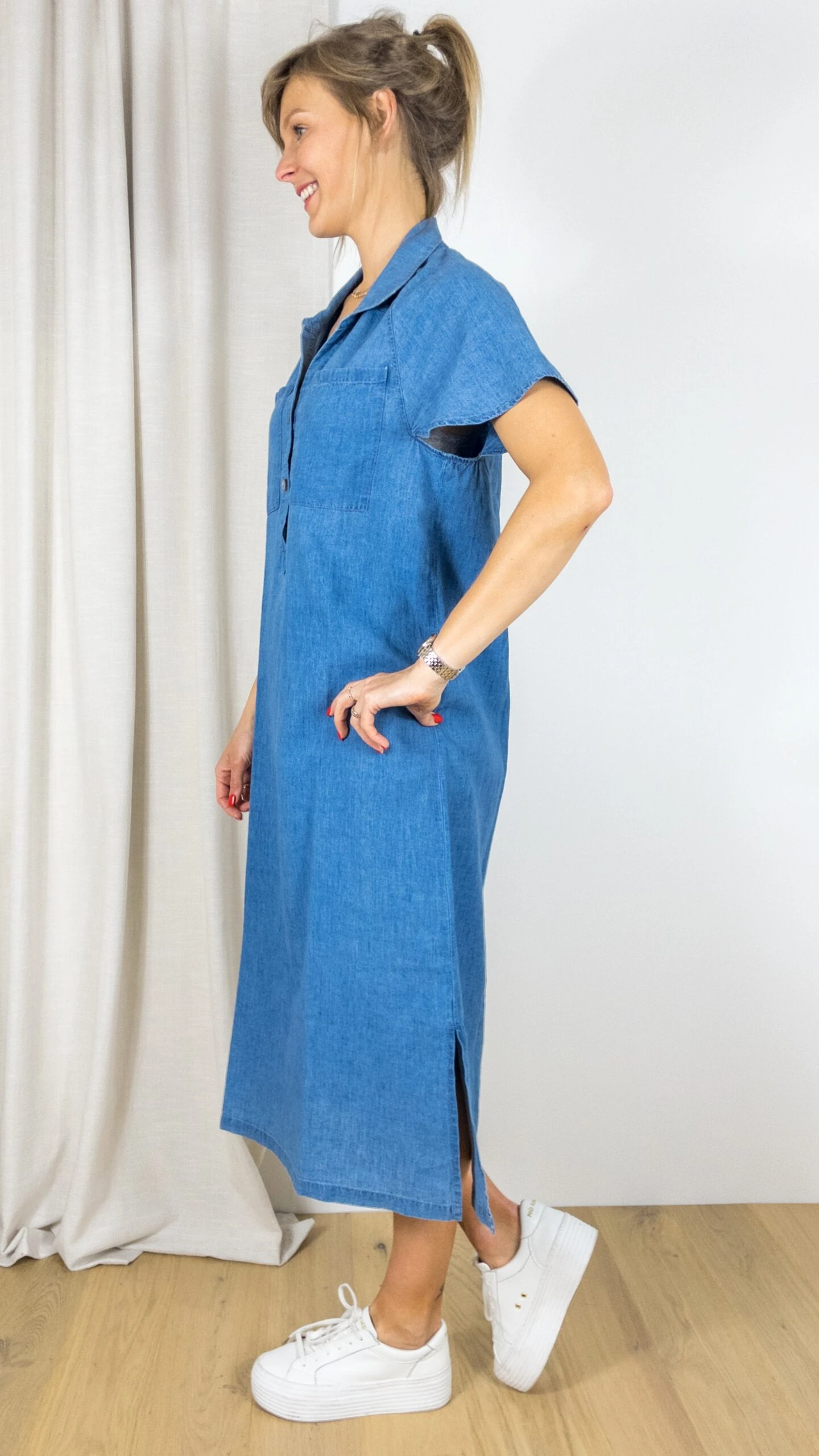 ROBE HARRIS WILSON EYMAELLE 4 ROBE HARRIS WILSON EYMAELLE – Image 2