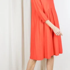 ROBE JANIS & JOHN CORIE -Modes Sylphide Soldes Magasin 014906 ROBE CORIE JANIS JOHN CORAIL 5 scaled