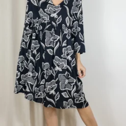 ROBE JANIS & JOHN CORIE -Modes Sylphide Soldes Magasin 014906 ROBE CORIE JANIS JOHN IMP NOIR 0 scaled