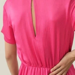 ROBE AMERICAN VINTAGE WIDLAND 20 ROBE AMERICAN VINTAGE WIDLAND -Modes Sylphide Soldes Magasin WID14JE23 MAGENT MODEL 4 large