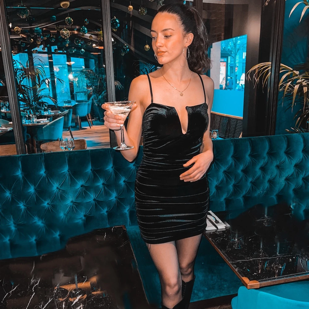 ROBE DE SOIREE VELOURS COQUE